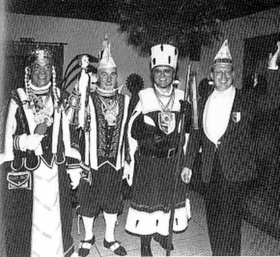 Historische Tollitätenaufnahme 2000
